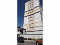 Apartamento com 3 quartos, 2 banheiros e 2 vagas de garagem