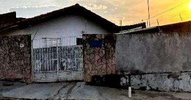 Casa com 37,2m² e Terreno com 182,41m² em Marília/SP