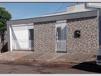 Casa em Arenápolis com 161m² e 360m² de terreno - Ocupada