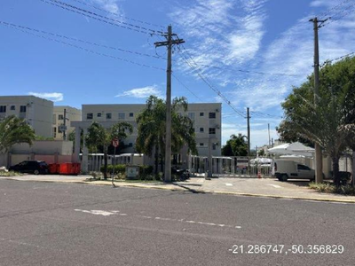Apartamento com 2 Quartos e Vaga em Birigui