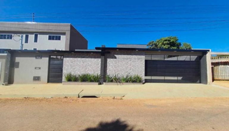 Casa com 142m², 1 garagem, ocupada, em Mansões Olinda