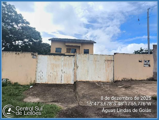 Apartamento com 2 quartos, 2 banheiros e 1 vaga de garagem