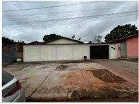 Casa com 1 vaga de garagem, 190m² construídos, ocupada