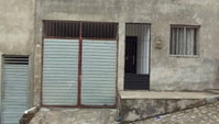 Casa com 2 quartos, 1 banheiro e 1 vaga de garagem