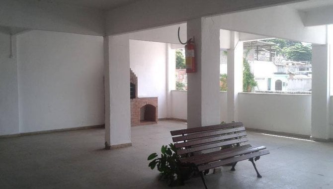 Apartamento com 4 quartos, 1 banheiro e 1 vaga de garagem