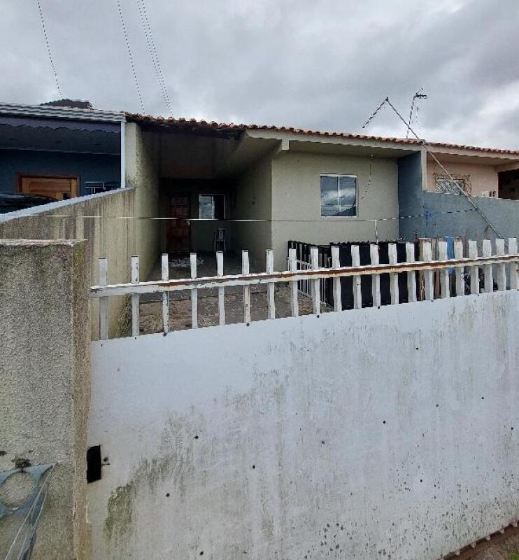 Casa em Araucária/PR com 52m²
