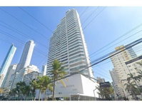 Apartamento com 1 vaga em Balneário Camboriú -