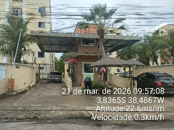 Apartamento com 2 quartos em Fortaleza