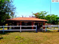 Chácara com Casa e Terreno Amplo em Aragoiânia