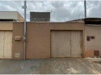 Casa 02 com 3 quartos, 2 banheiros, 1 vaga, 99,82m² construída, imóvel
