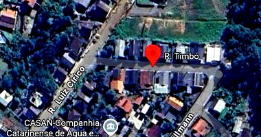 Terreno com 7 casas residenciais