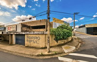 Terreno com 310m² e obra iniciada em Espírito Santo do Pinhal