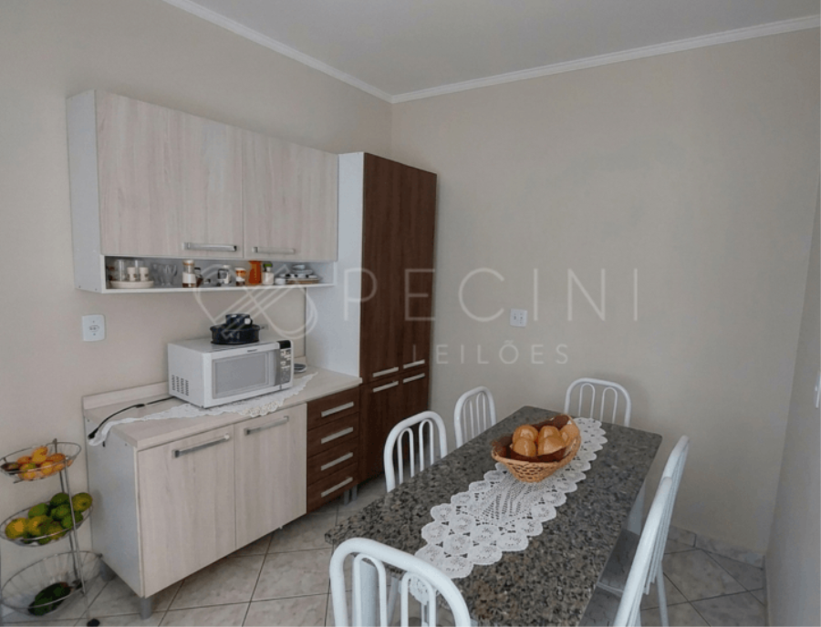 Prédio Residencial com 147,39m² construídos