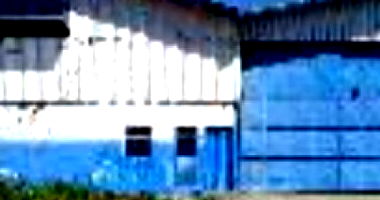 Galpão com 4 dormitórios e 1 banheiro, desocupado