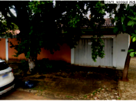 Casa 2 quartos, 1 suíte, 1 banheiro, 1 vaga, 300m² construída, desocupada