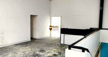 Imóvel Industrial com Galpão e Área Administrativa em Curitiba