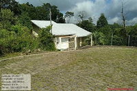 Casa espaçosa com amplo terreno em Garibaldi