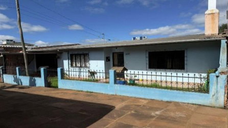Casa com 3 quartos, 195m², ocupada, ideal para investimento