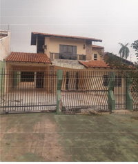 Sobrado com 3 quartos, 315m², piscina, em Umuarama