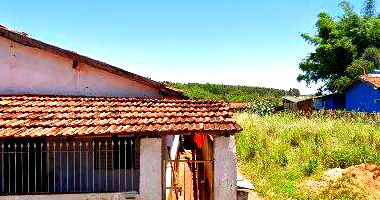 Casa com Terreno de 150m² em Ubirajara/SP