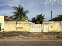 Casa com 2 quartos, 1 vaga de garagem e 450m² de área privativa
