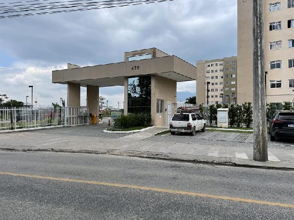 Apartamento 2 quartos, 1 banheiro, 1 vaga, 63m² total, desocupado