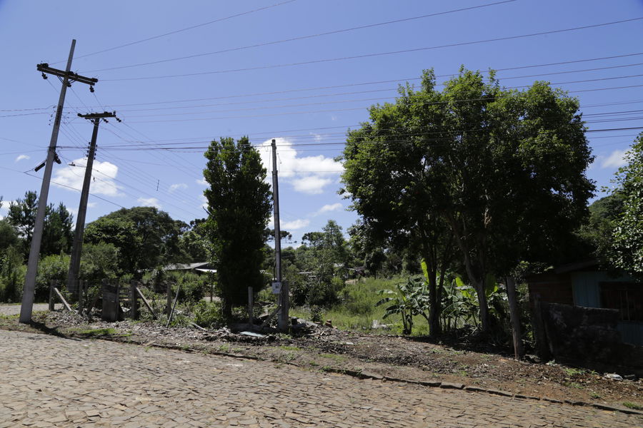 Lotes Urbanos em Uni