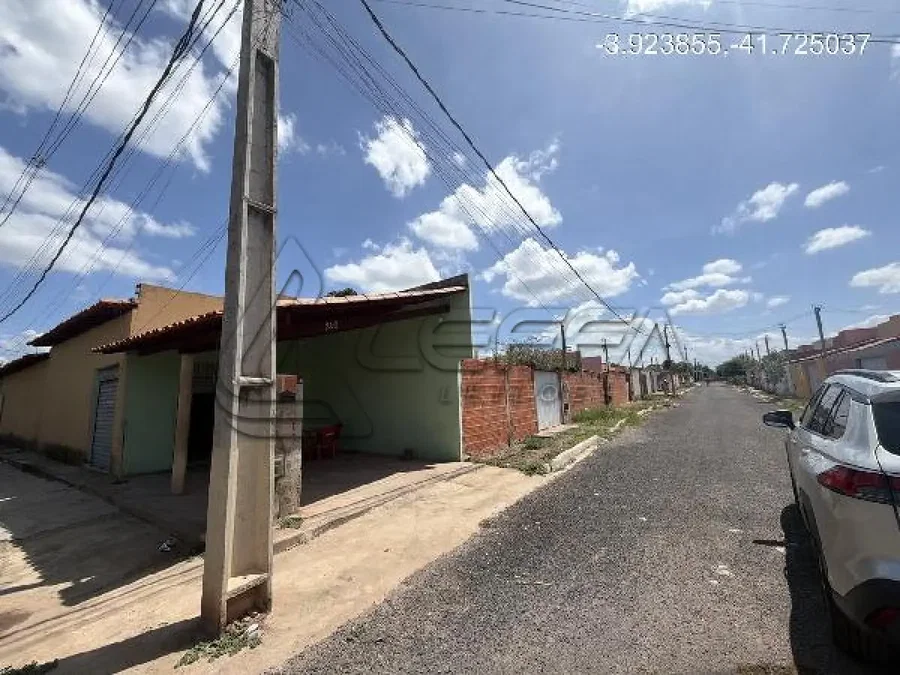 Casa com 250m² de área privativa em Piracuruca, PI