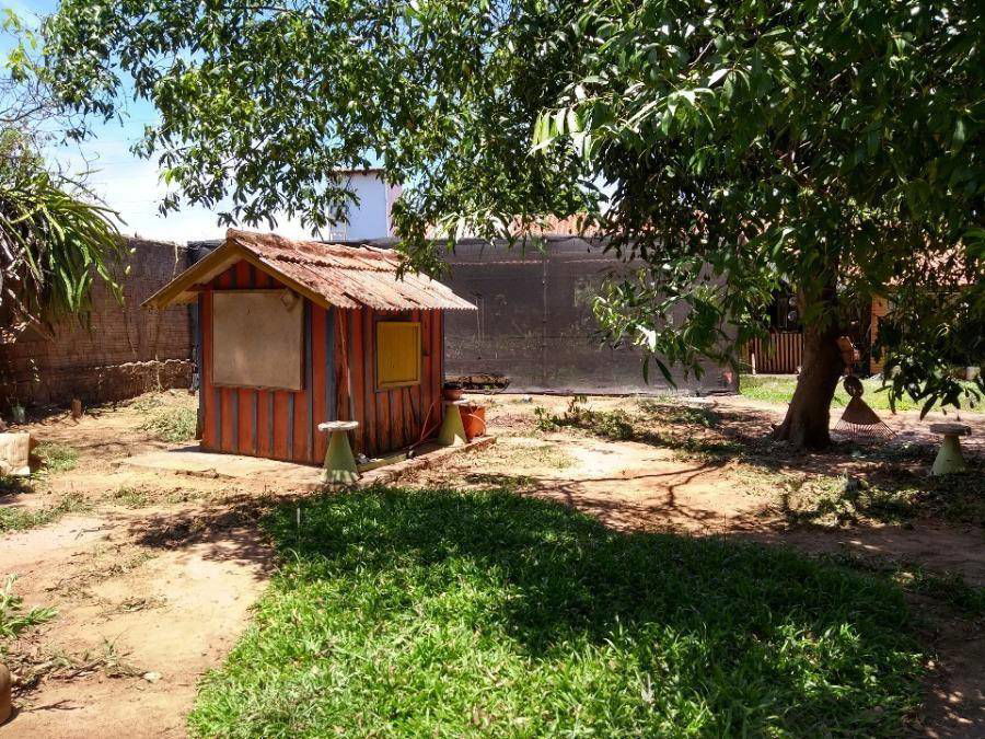 Casa com 3 quartos, 1 banheiro, 63m² construída, ocupada