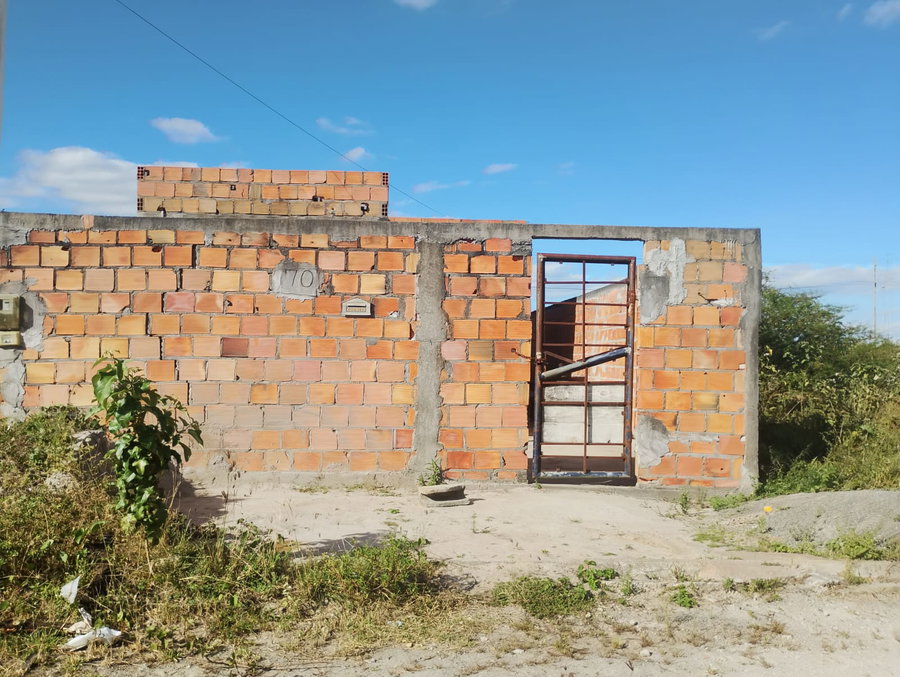 Terreno de 129,20m² em loteamento, ideal para construção