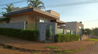 Casa com 240m², 3 quartos, piscina e terreno de 385m²