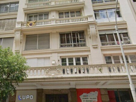 Loja Comercial J no Edifício Real