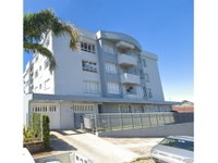 Apartamento 2 Quartos com Garagem em Edifício Gran Colinas