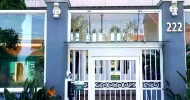 Apartamento Ocupado com 2 Vagas de Garagem