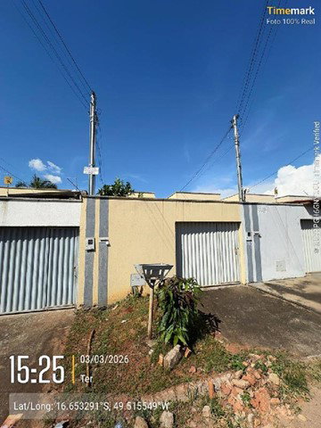 Casa com 2 quartos, 66m², área de terreno 153m², desocupada