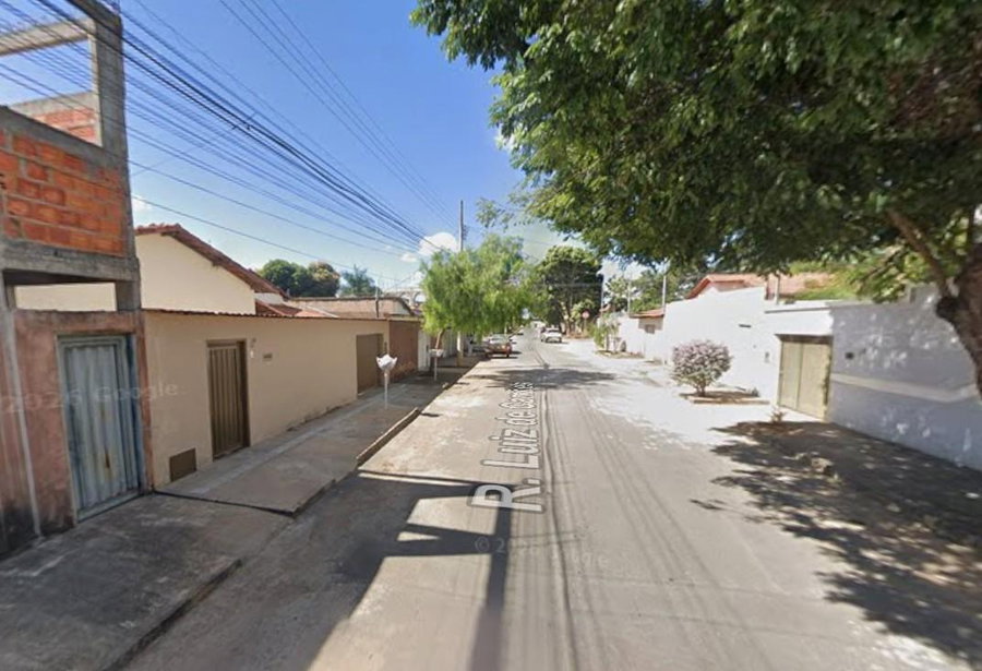 Casa com 3 quartos, 105m², terreno 230m²