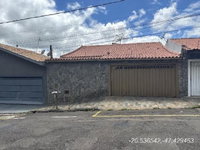 Casa com 4 quartos, 2 banheiros e 331,87 m² em Franca/SP