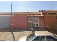 Casa com 2 quartos, 1 banheiro e 76,47m² construídos