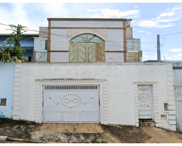 Casa com 450m² de área construída em Campinas