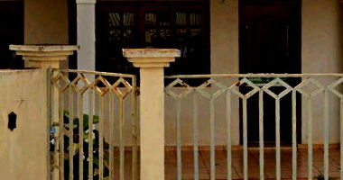 Casa em alvenaria com 220m² construída em terreno de 525m², integral