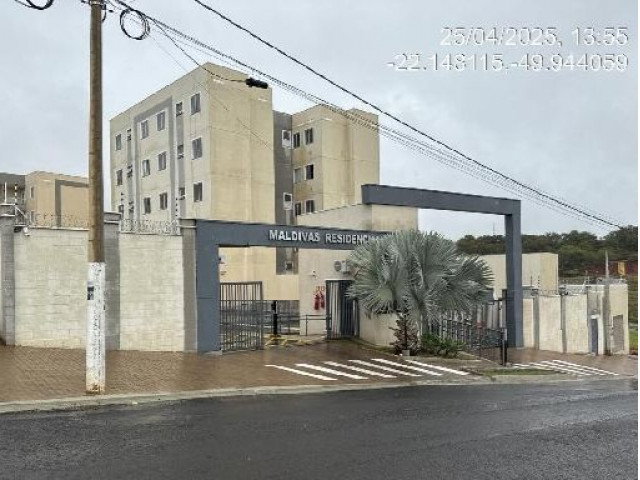 Apartamento com 2 quartos e 2 vagas em Marília/SP