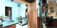 Casa com 2 pavimentos e amplo espaço no Centro