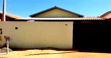 Casa aconchegante com 2 quartos, 1 banheiro e 48,94 m², ocupada