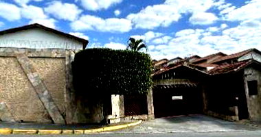 Casa com 1 quarto, 1 banheiro, 129m² área privativa, 1 vaga