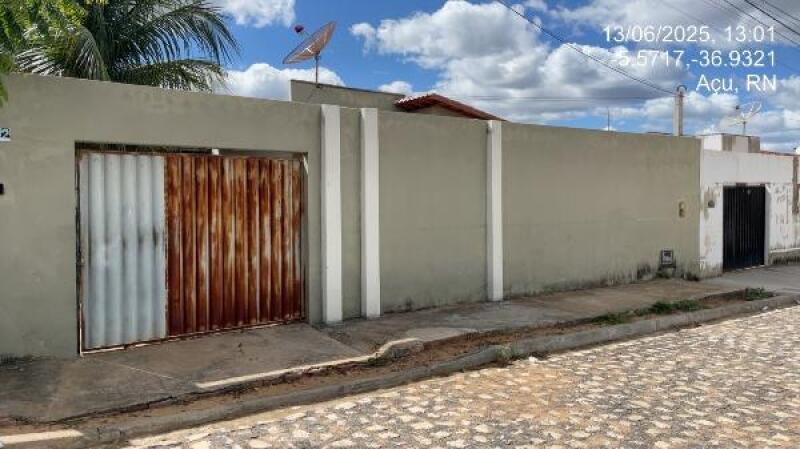 Casa com 2 Quartos e 1 Vaga em Açu/RN