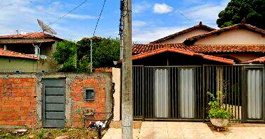 Terreno com 400m² no Bairro Piraporã, desocupado