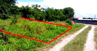 Terreno amplo de 528m² sem benfeitoria, ideal para construção