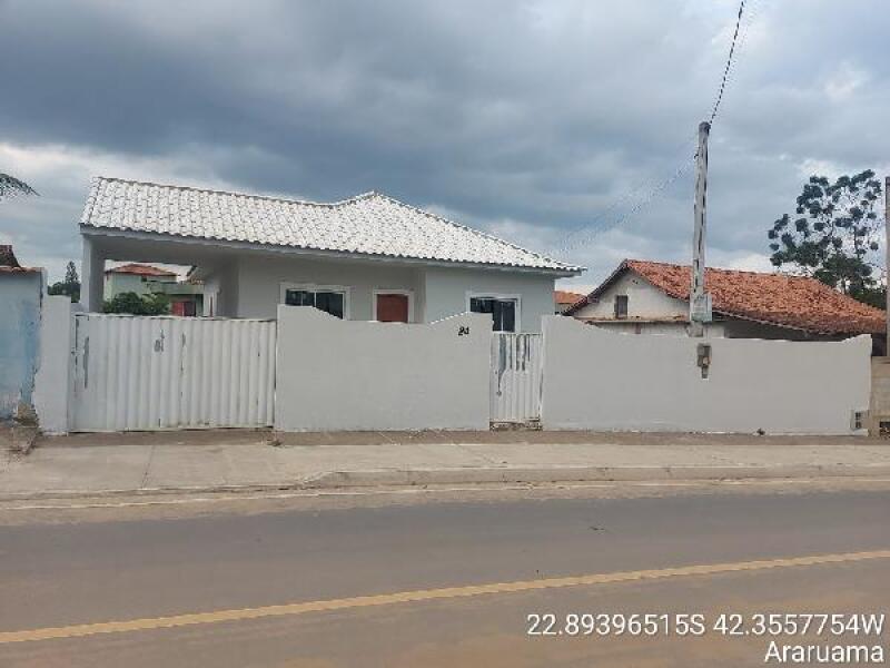 Casa com 3 Quartos e 3 Vagas em Araruama