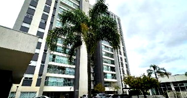 Apartamento 127,35m² com 2 vagas em leilão