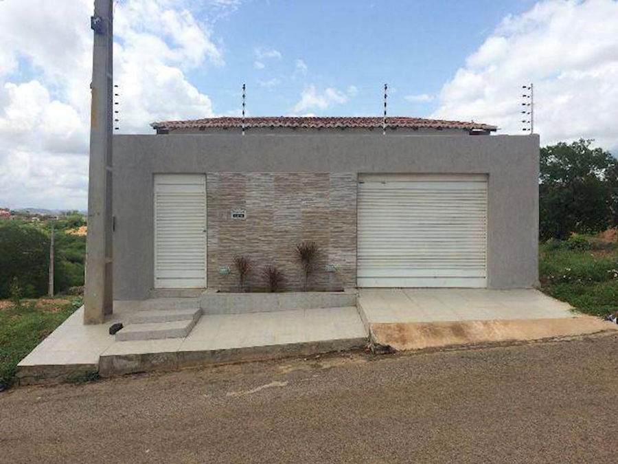 Casa Ocupada com 3 Quartos e 2 Banheiros em Salgueiro/PE